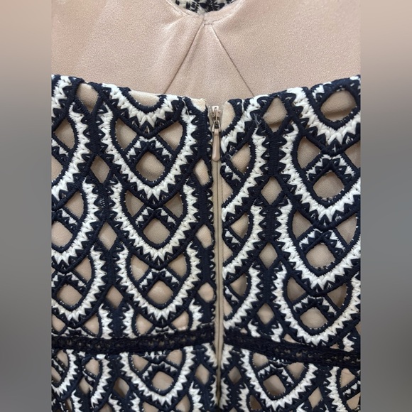 Navy Blue  Semi-Formal Dress Size Medium Brocade Minuet - Picture 4 of 12